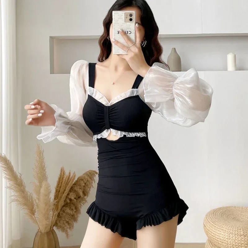 COVER-Up ผู้หญิงสูงเอวลูกไม้ Patchwork BF ชุดว่ายน้ําชายหาดสไตล์หญิง MINI เซ็กซี่ One ชิ้น Holiday COZY Slim backless