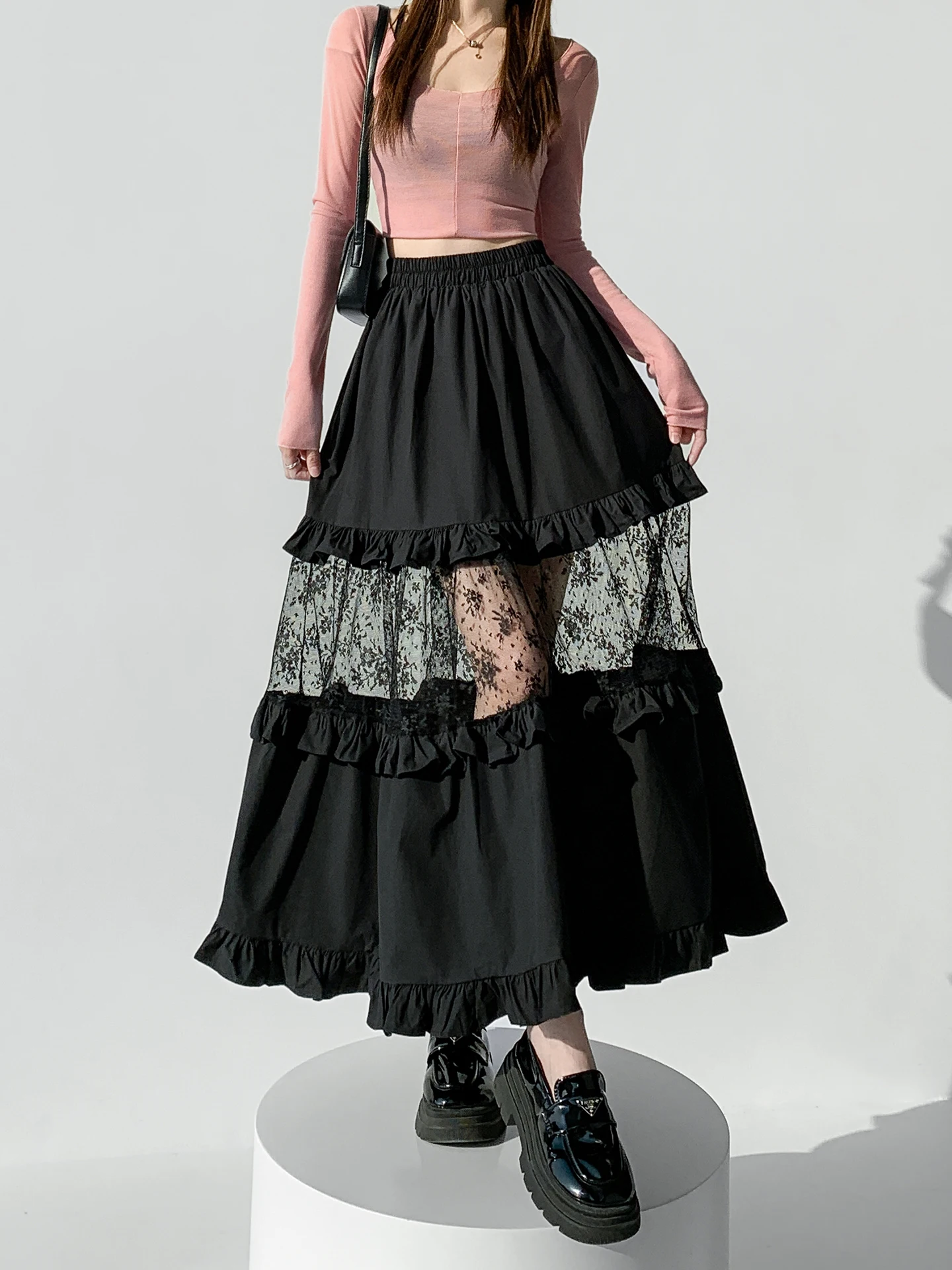 

Черная юбка-полусолнце с кружевными вставками и оборками, женская летняя модель с высокой талией, А-силуэт, длинная, в корейском стиле, для повседневной носки, устойчивая к деформации