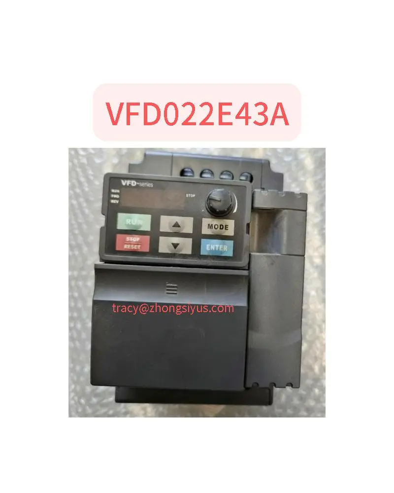 

Used frequency converter 2.2kw three phase input VFD022E43A test OK,Spot