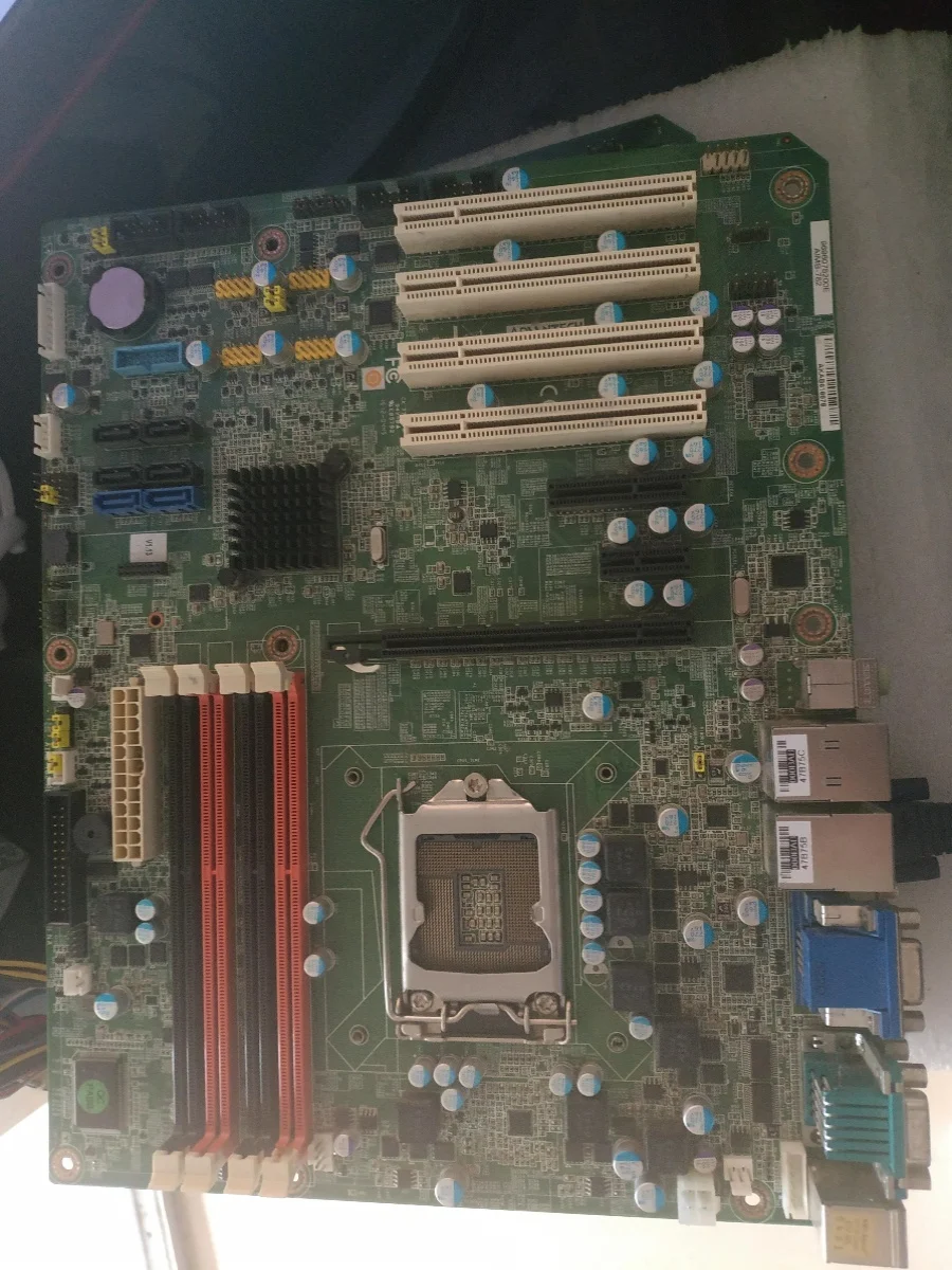 

промышленная материнская плата AIMB-782QG2