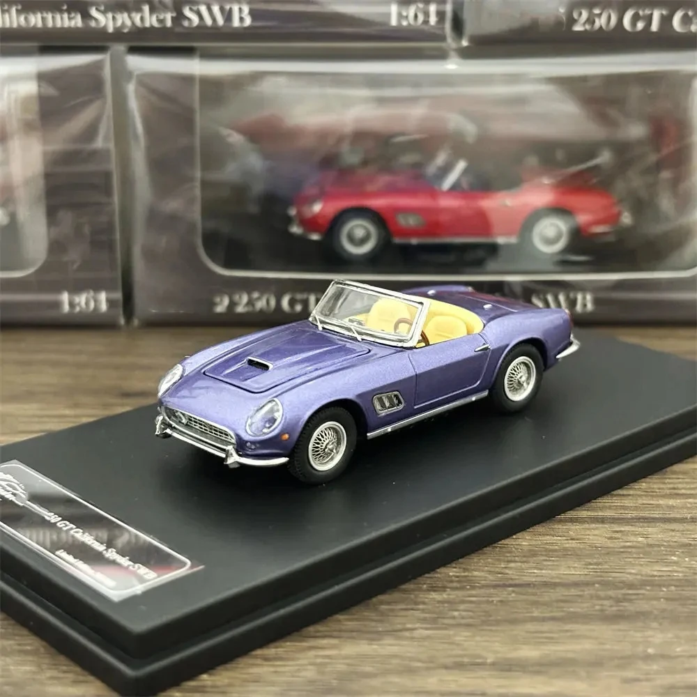 

King Model 1/64 250GT California Collection Gift Scale Model Car