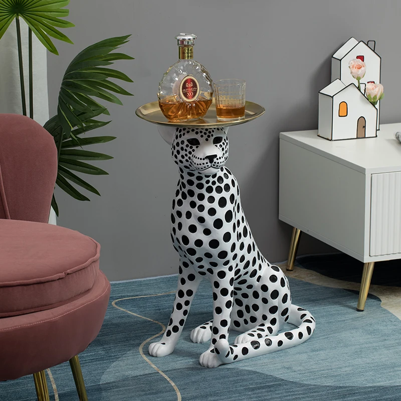 طاولة القهوة الإبداعية الإبداعية ليوبارد شكل الطابق الحلي غرفة المعيشة المنزلي الديكور ضوء الفاخرة مدخل صينية طاولات جانبية