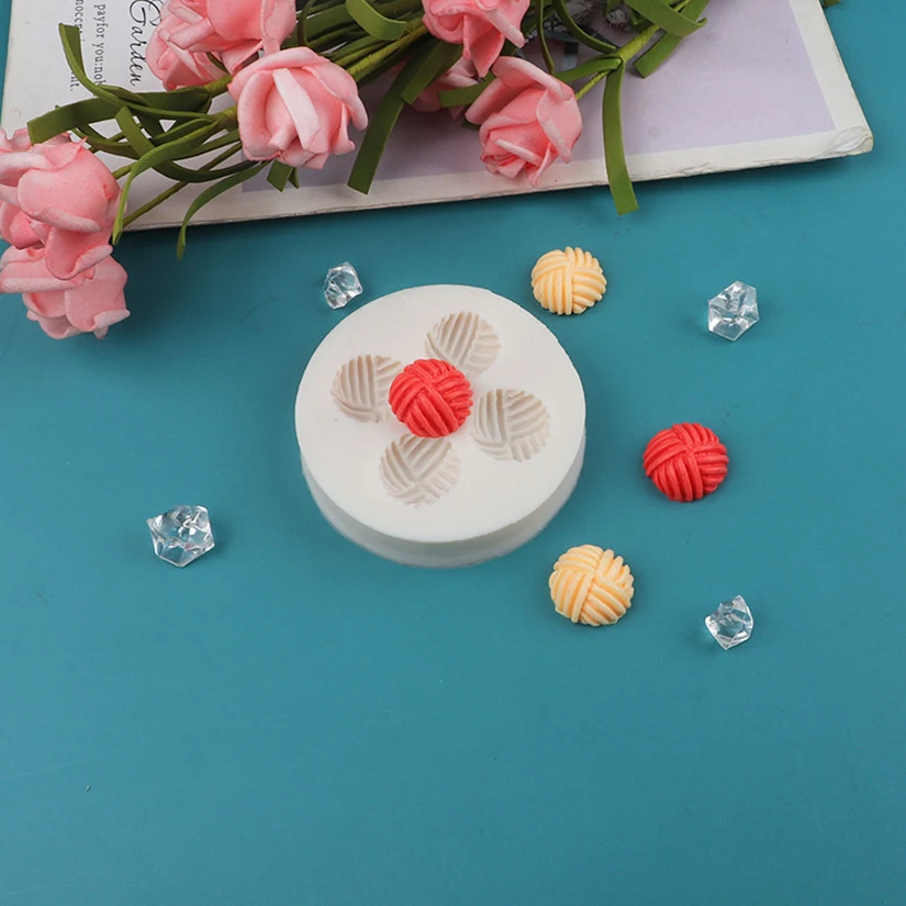 Knitting Wool Ball …