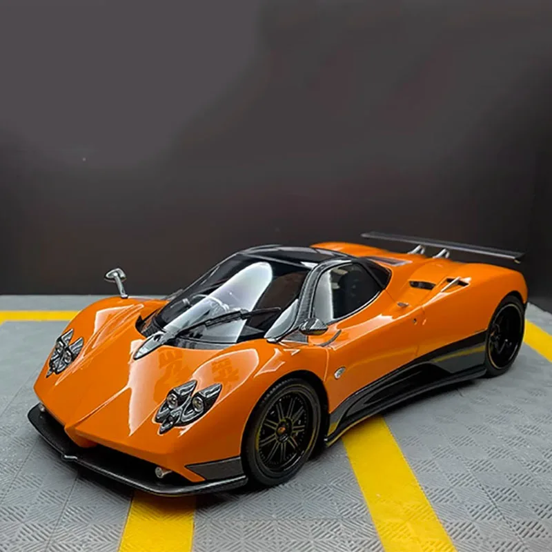 AR AlmostReal Pagani Zonda F 2005 Alloy 1:18 Car Model Collection