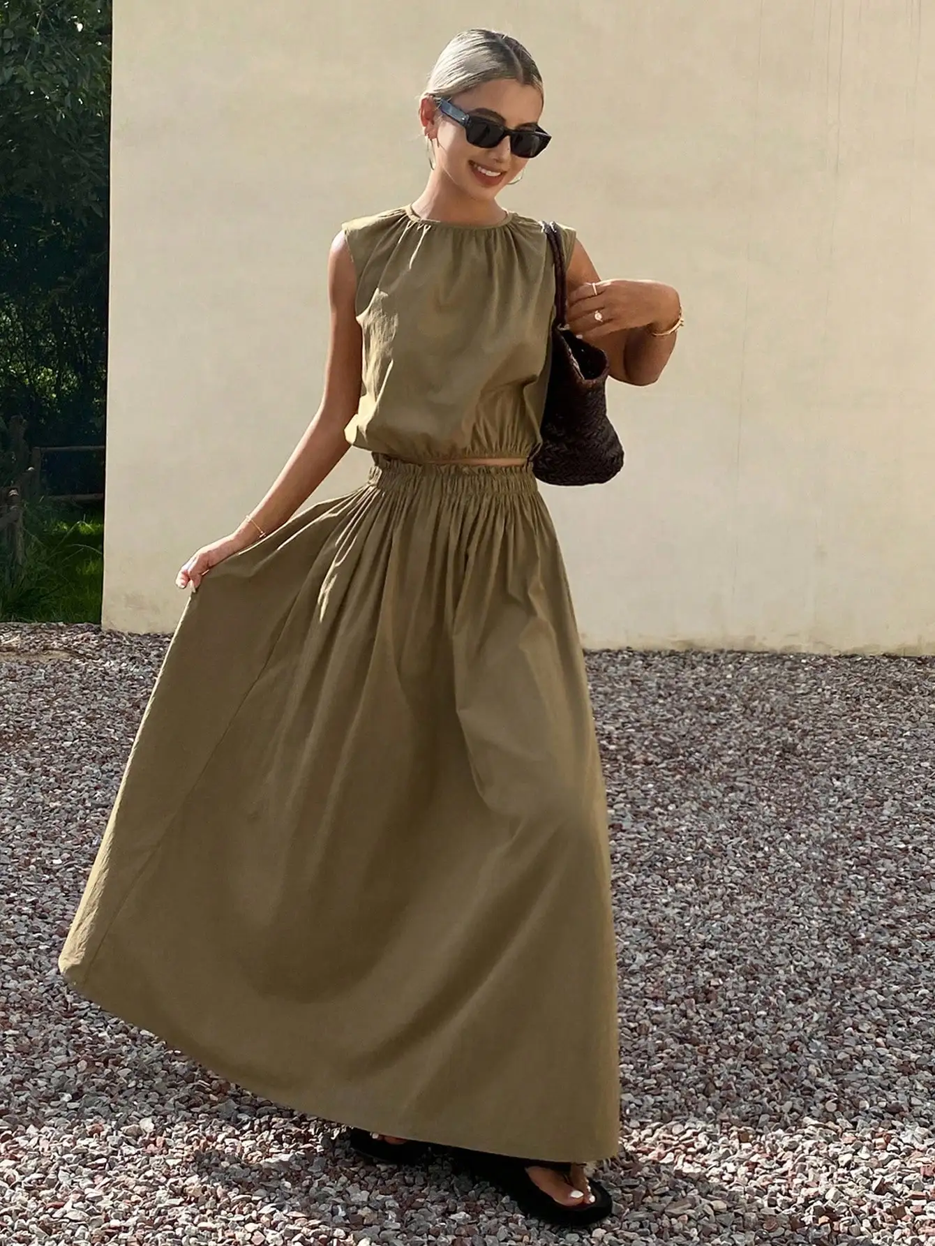 

Women Summer Sleeveless Loose Vest And Maxi Skirt Set