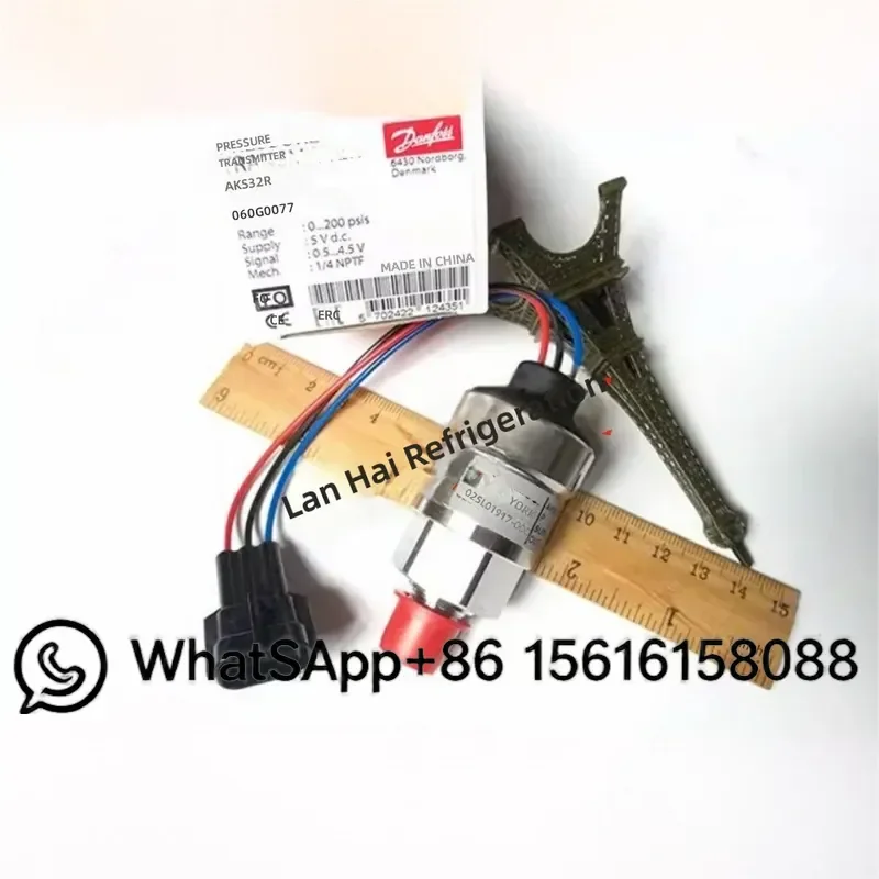 York Pressure Sensor 025L01917-000 and Danfoss AKS32R 060G0077 Pressure Transmitter