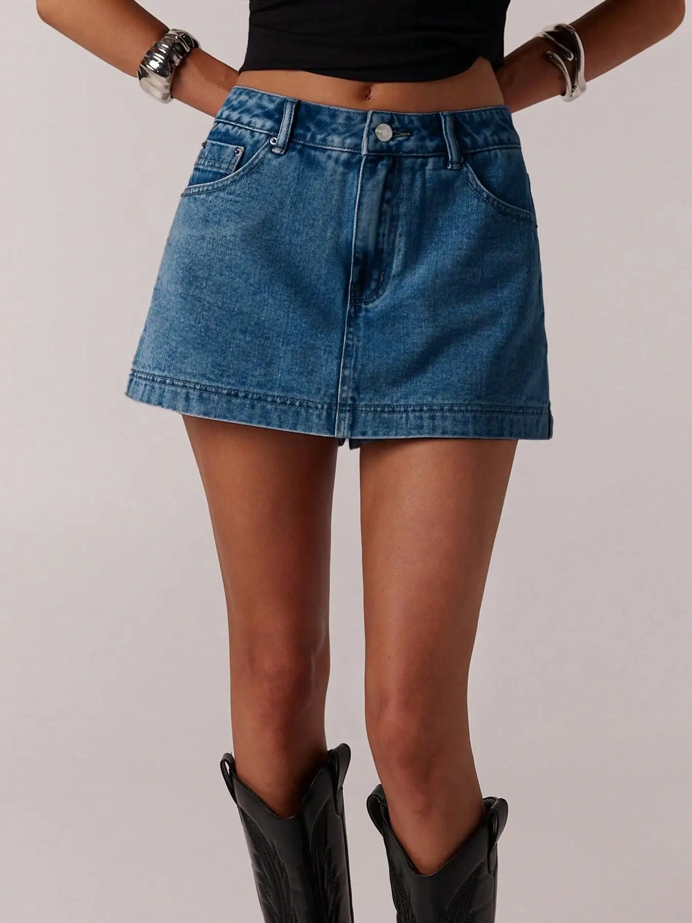American Style High-Waisted Denim Skirt Shorts, Casual Loose Fit, Solid Pattern, Perfect for Streetwear, Instant Leg Slimming Ef
