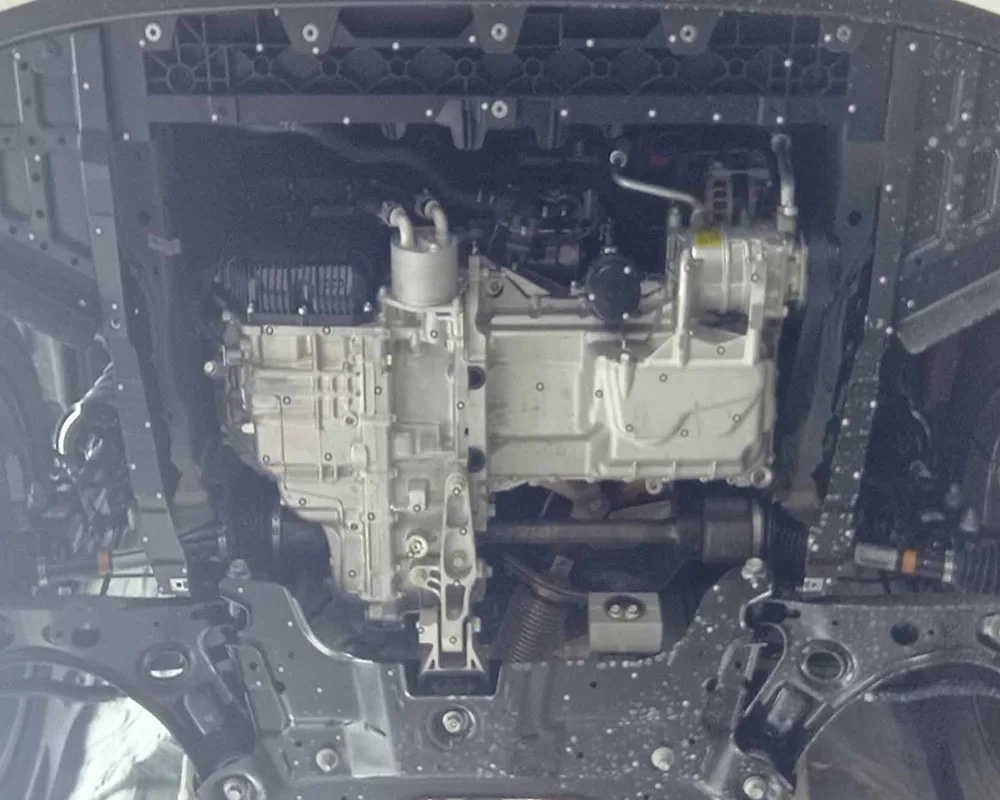 แผ่นกันโคลนใต้เครื่องยนต์สีดำคุณภาพสูงใหม่ สำหรับ CCAG CS75 PLUS 2025 1.5T