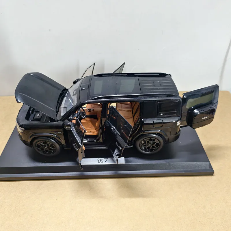 Novo Modelo de Carro Diecast BYD Leopard Titanium 7 Escala 1:18 SUV de Liga Leve para Colecionadores e Entusiastas de Veículos Off-Road de Nova Energia