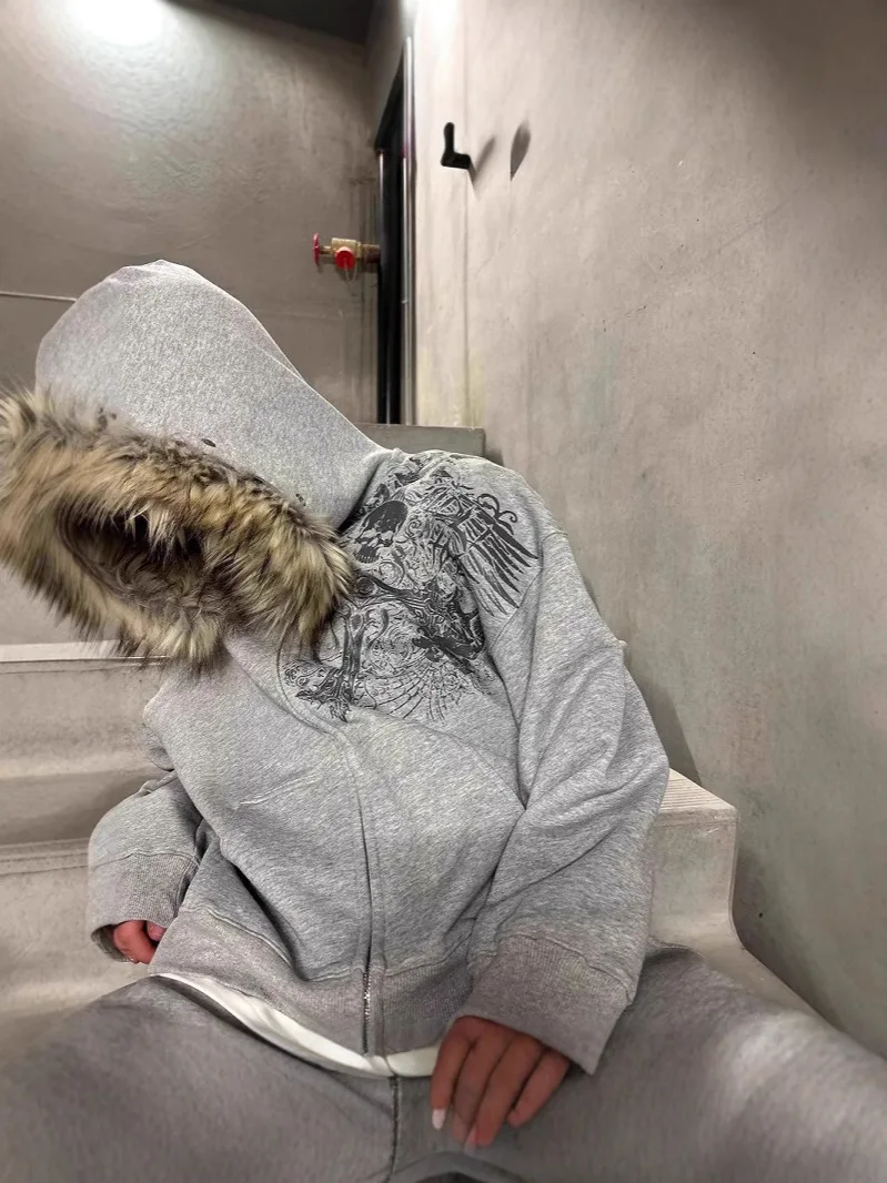 เสื้อฮู้ดดี้สไตล์ Y2K สำหรับผู้หญิง ฤดูใบไม้ร่วง/ฤดูหนาว  แต่งปกขนเฟอร์เทียม  ลายกราฟิก ฮิปฮอป พังก์ กอธิค  แบบซิป  คอลเลคชั่นใหม่ 2025