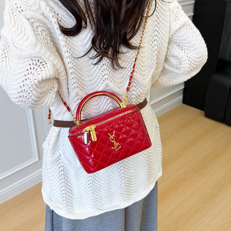 

Modern Vintage Women Leather Tote Bag Luxury Crossbody Handbag High End Shoulder Bag Elegant Designer