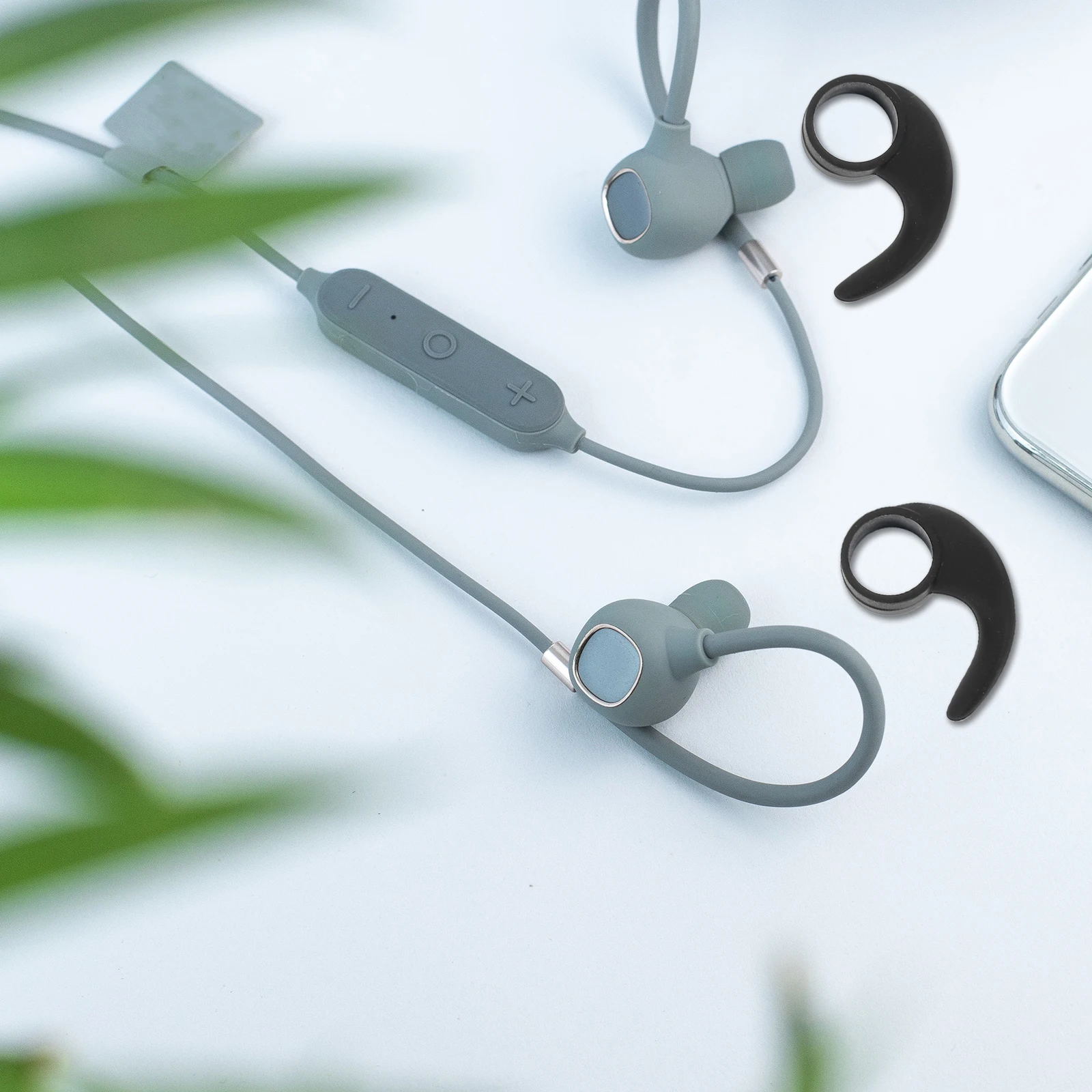 

6 Pcs Earphone Hooks Universal for Sports Large Medium Small Size Black Ear Wings Anti Slip Earbud Clips Headphone Accessories