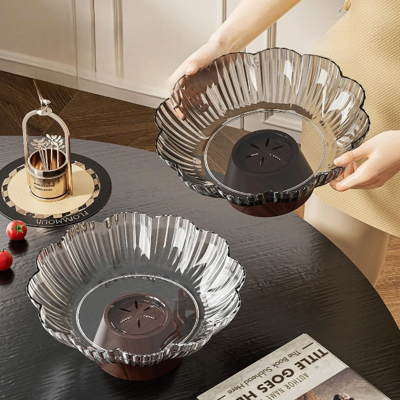 A Light Luxury Style High-legged Flower-shaped Fruit Plate, A Home Cake and Dessert Plate