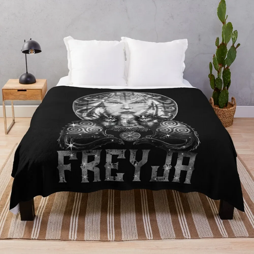 Norse Goddess Freyja - Dark Throw Blanket Winter beds Sofas Sofa Throw Blankets