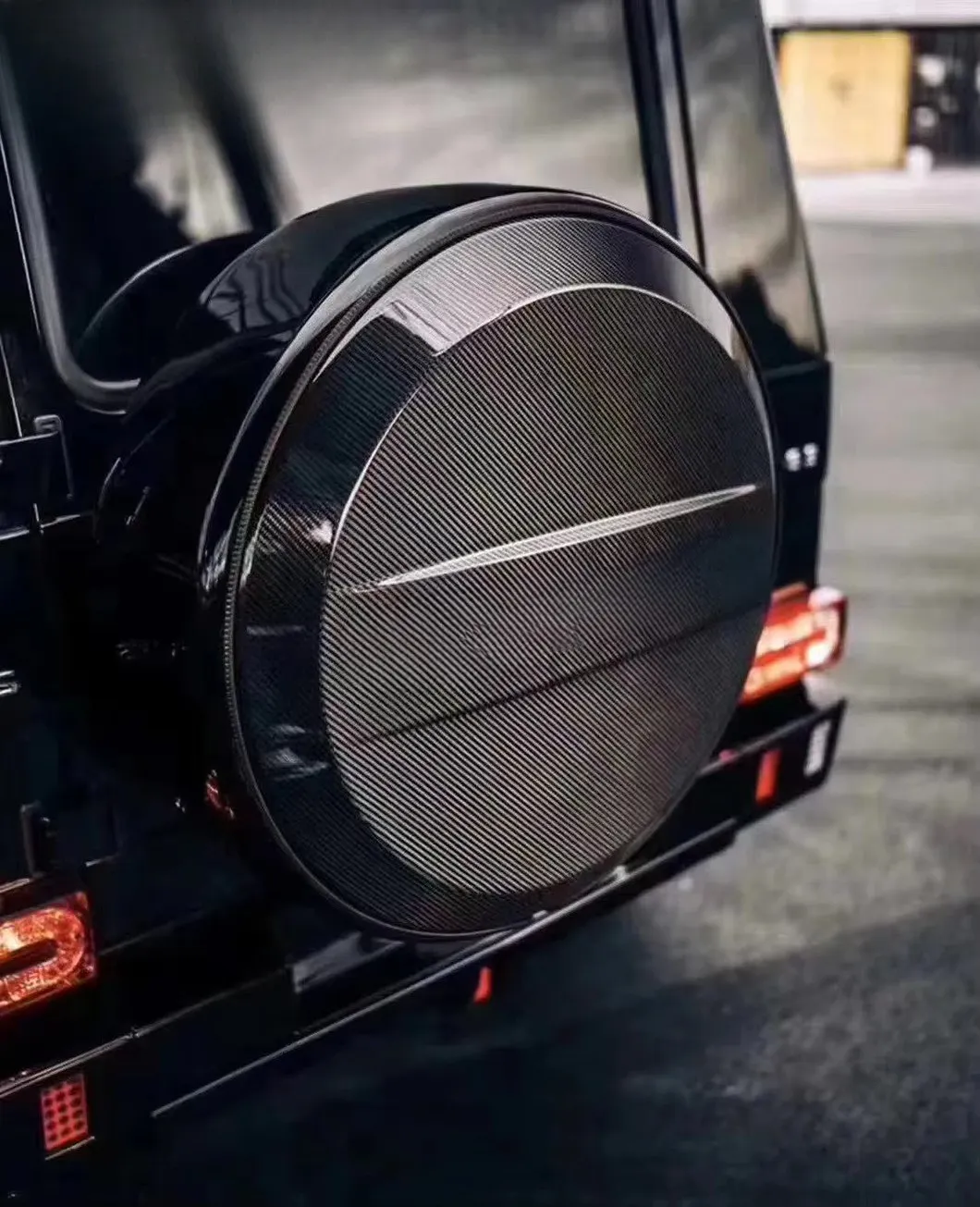 Wholesale Dry Carbon Fiber Tire Cover for  G-Class W464 G63 G500 G65 Wheel Cover OEM/B Style W464 Spare Tire Cover