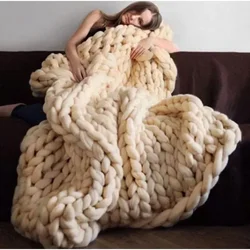 Luxury Heavyweight Knit Blanket, Hand-Woven Soft Throw for Bedroom Living Room Nordic Style Chunky Knit Throw Blanket