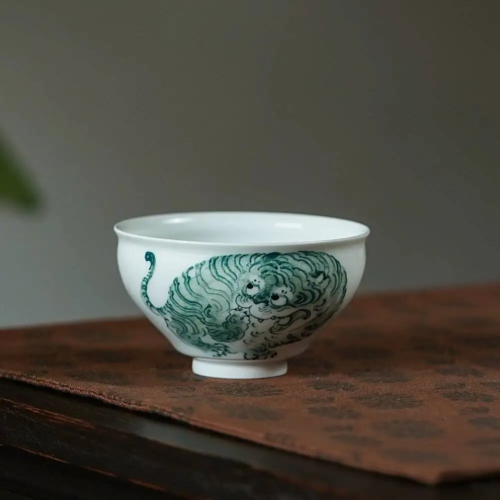 Yihu Chun Collection-Grade Tea Zhang Zhigang's Pure Hand-Painted Master Cup, Unique Blue And White Tiger Cup 200C