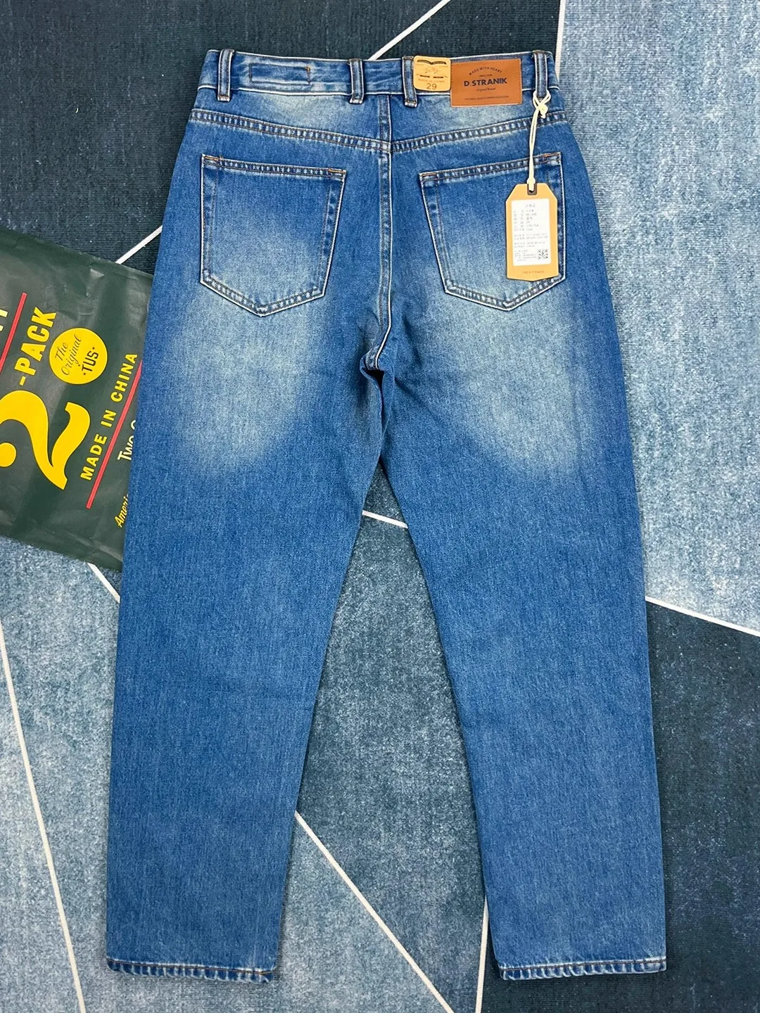 Heavyweight 100% Cotton Japanese-style Retro Straight-Leg Jeans for Men - American Casual Streetwear Denim in Blue Pants