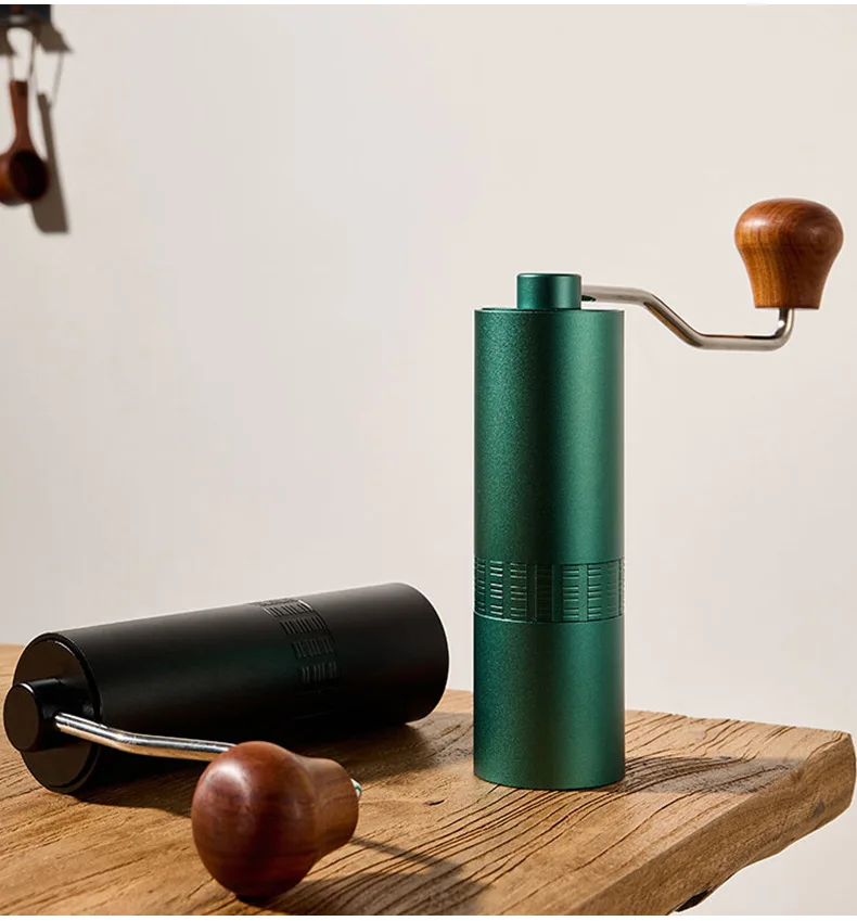 

Household Stainless Steel Blade Mini Coffee Grinder with Aluminium Burr Manual Wood Handle for Bean Grinding