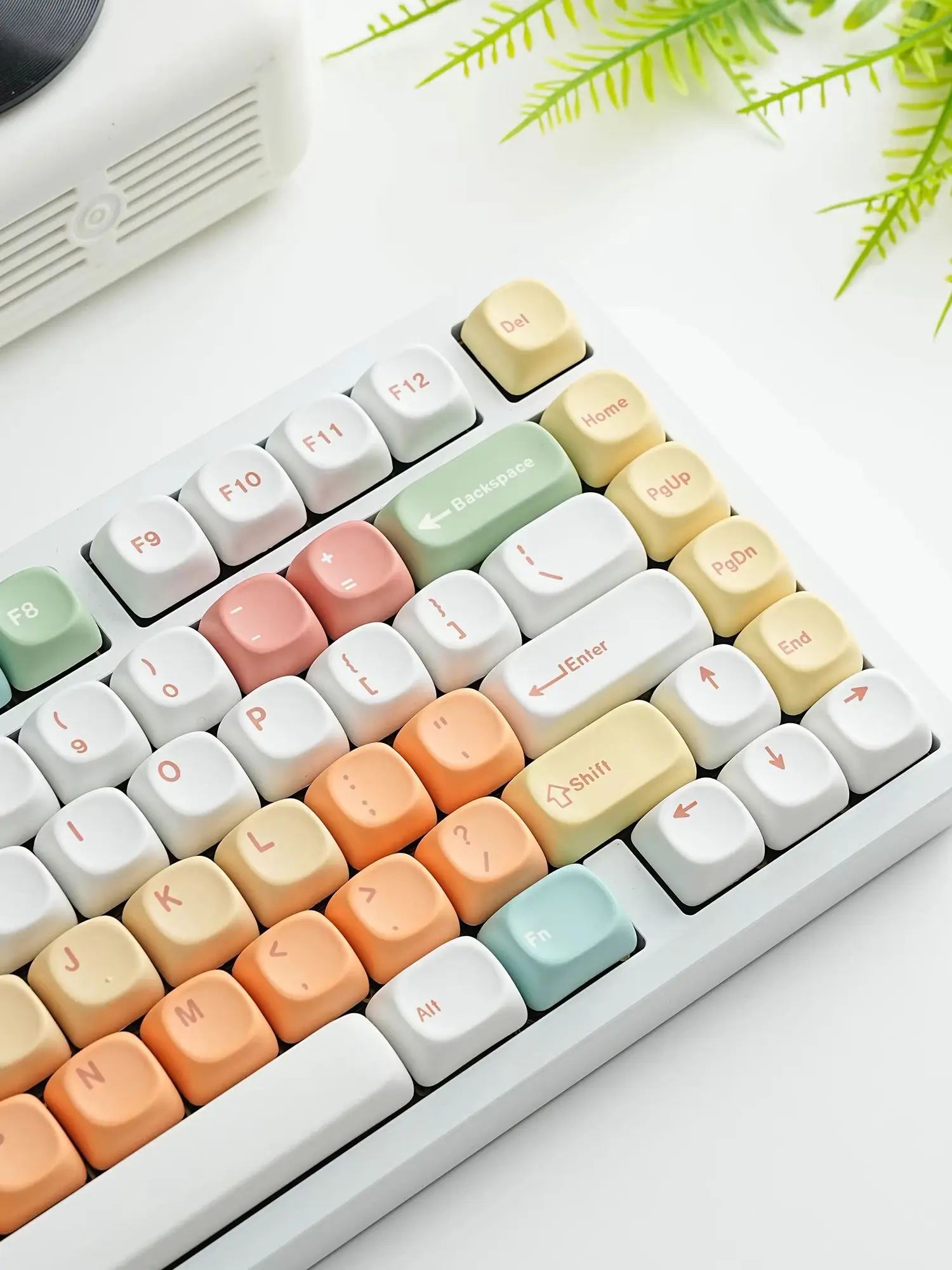 Klawisze PBT Moa Candy House 7U Alice Layout, zestaw klawiszy przestrzennych, kompatybilne z ANSI, rosyjskim, koreańskim, ISO, hiszpańskim, niemieckim, francuskim, ABN. — zdjęcie produktu 7