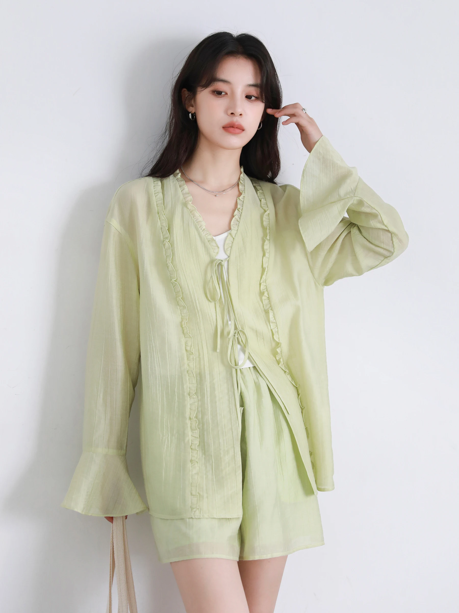 CHIC VEN Women Shirt Long Sleeve Loose Casual New Texture Ruffle Lace Up Blouses V Neck Female A Line Shorts Spring Summer 2025