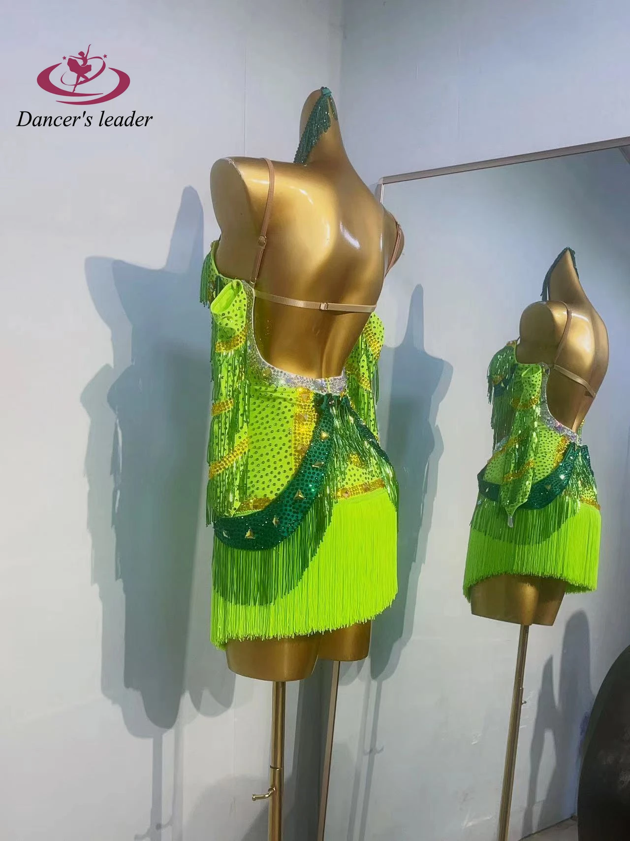 زي الرقص اللاتيني، ملابس نسائية من حجر الراين، ربط مخصص راقي، حمالة خضراء، فستان أداء السامبا