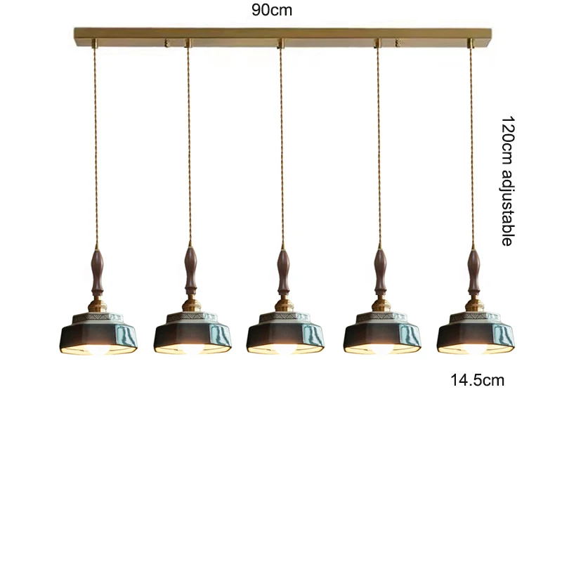 Moderne lampen voor de inrichting van uw huis: ringvormige hanglampen, kroonluchters voor de woonkamer, hanglampen voor de eetkamer, keukeneilandverlichting en binnenverlichting.