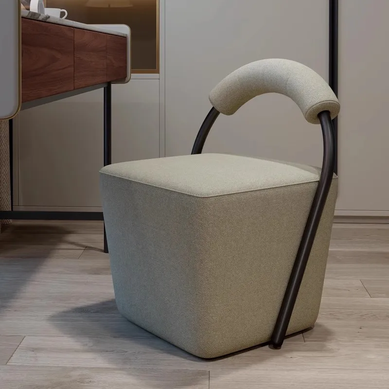 

MOMO Designer Creative Rian Ring Vanity Stool Bedroom Dressing Table Stool Modern Light Luxury Nail Makeup Chair One Low Stool