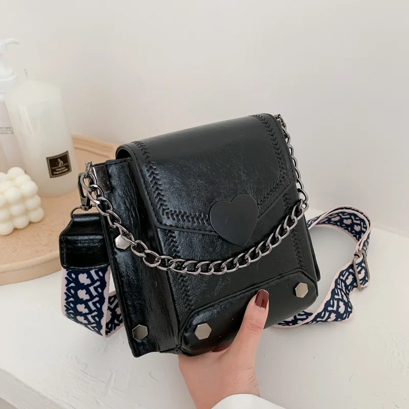 Women\'s Handbag PU Leather Quality Messenger Crossbody Bag Retro Heart-Shaped Lock Women\'s Bag Shoulder Bag