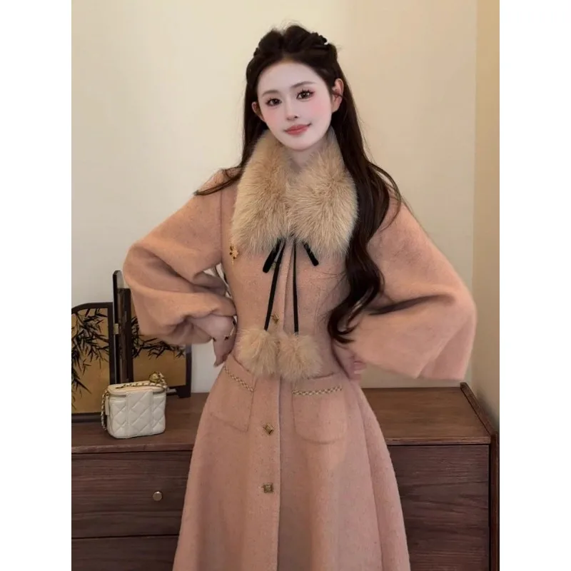 

Thousand Gold Wind Long Waist Woolen Coat Plush Scarf Winter Simple Warm Women Exquisite Simple Leisure Personality Fashion