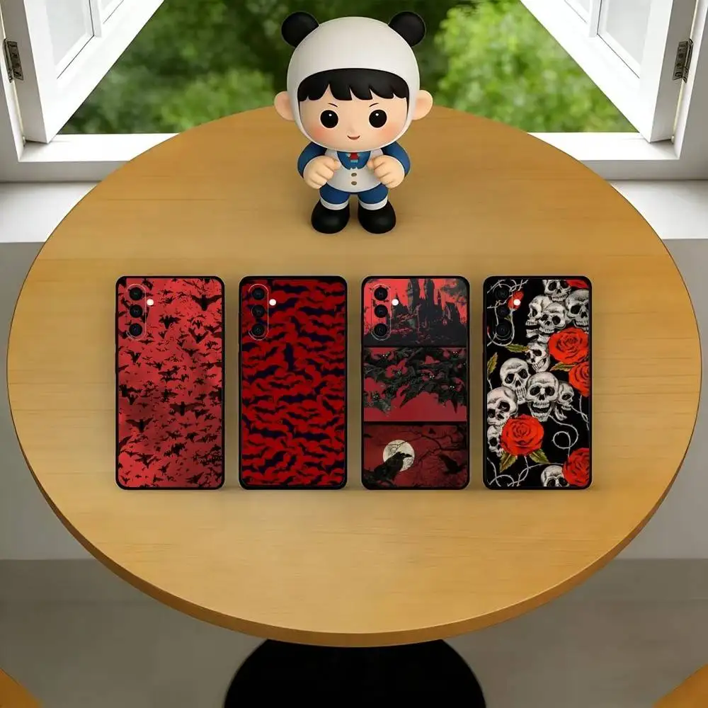 

Vintage Red Bats Skull Trendy Pattern Phone Case For Samsung Galaxy A73,A72,A71,A70,A53,A52,A51,Others Soft Black Cover