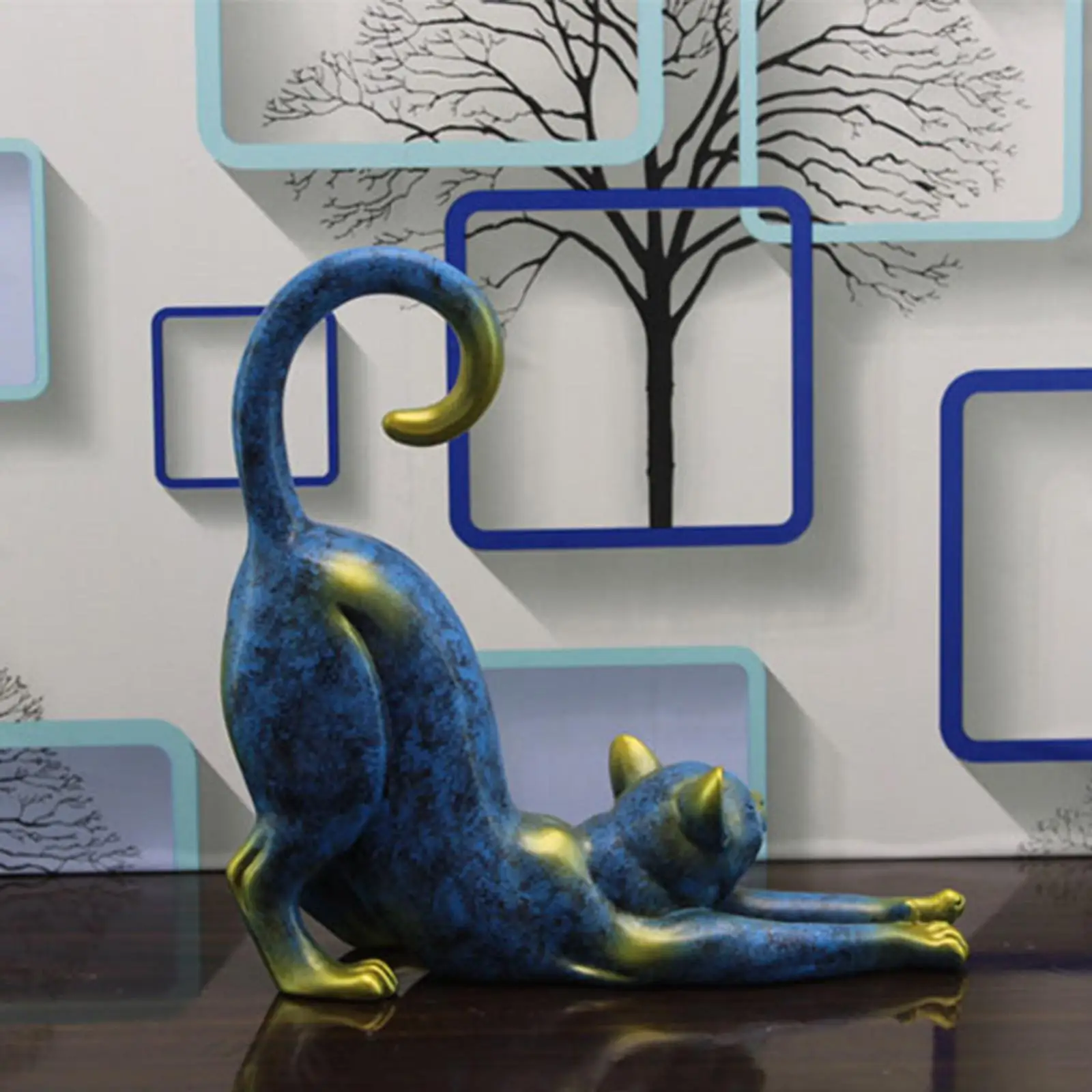 Elegant Cat Sculpture for Home Decor - Graceful Feline Figurine