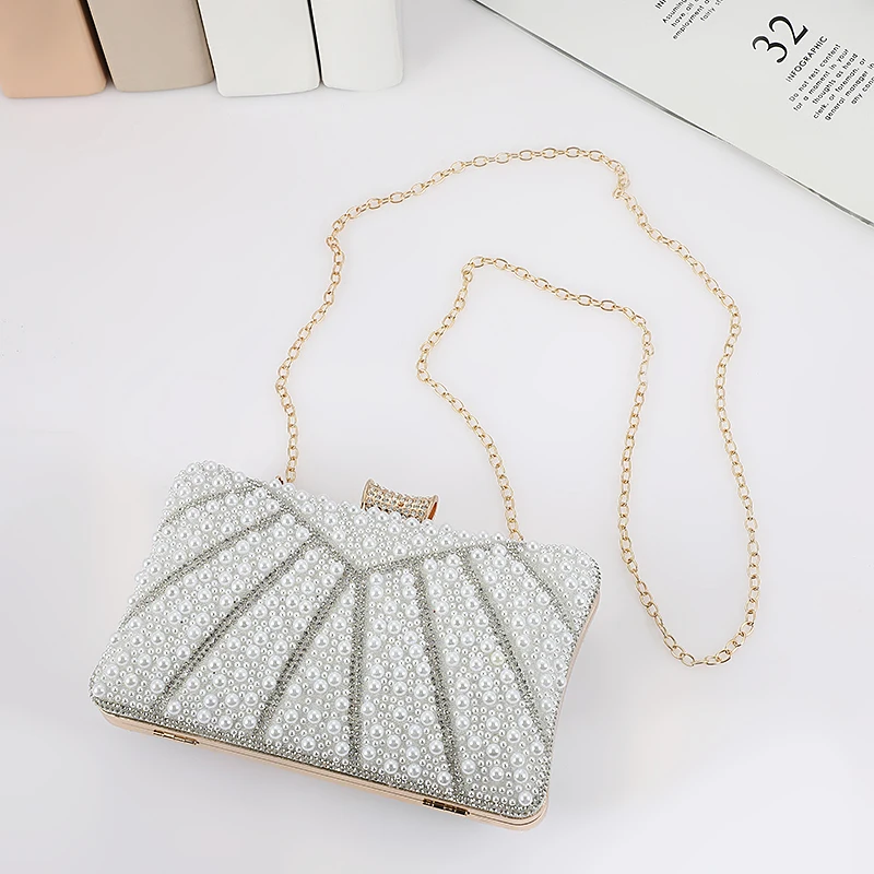 Simple chain shoulder bag light luxury pearl dinner bag party with high-end atmospheric mobile phone cosmetics collection bag