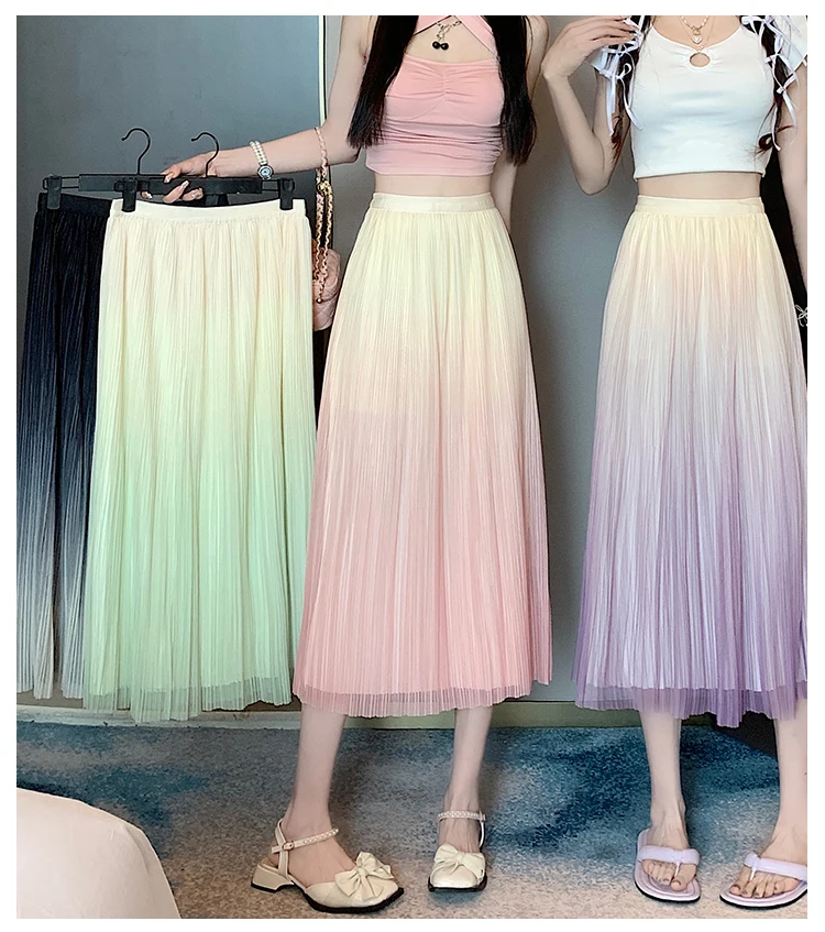 Real Shot Gradient Pleated Female 2023 Spring and Summer Drape Slim Cover Hip Temperament A Word Big Skirt.