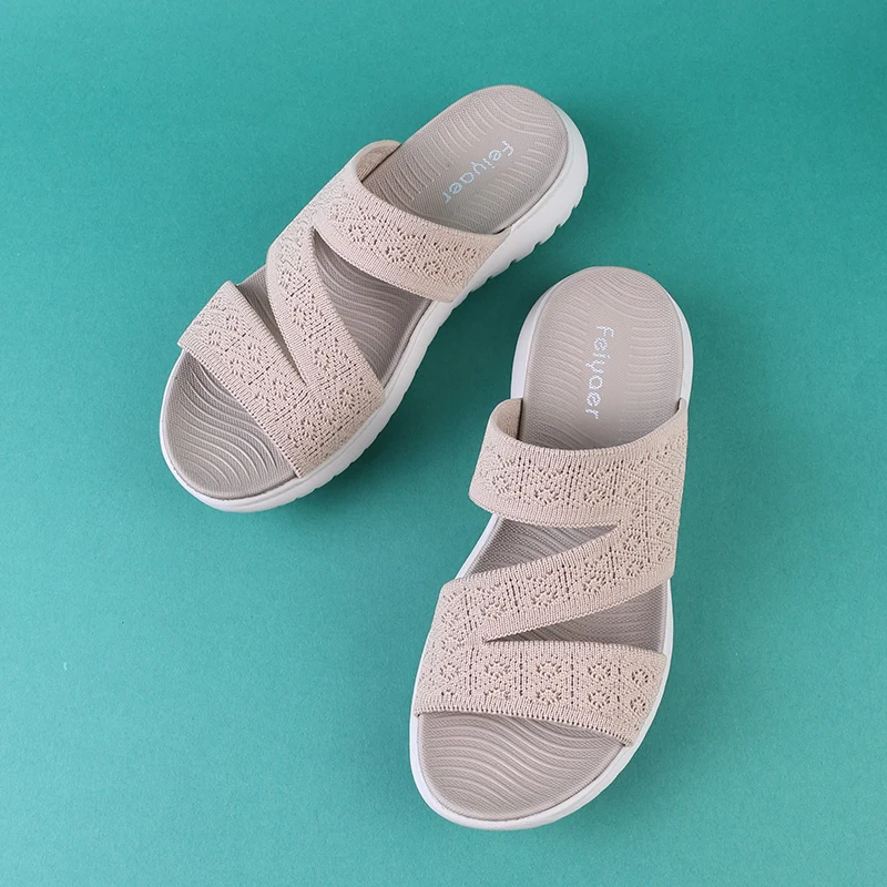

Brand Designer Elegant Summer Sandals lightweight wet easy wear soft sole slip resistant comfortable elderly women's slippers