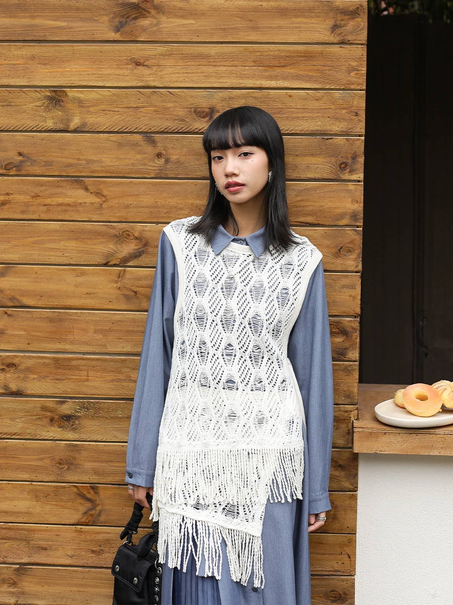 

Light Retro Knitted Tassel Set for Women Spring 2026 New Hollow out Vest Curtain Two Piece Set Polyester Cotton Blend