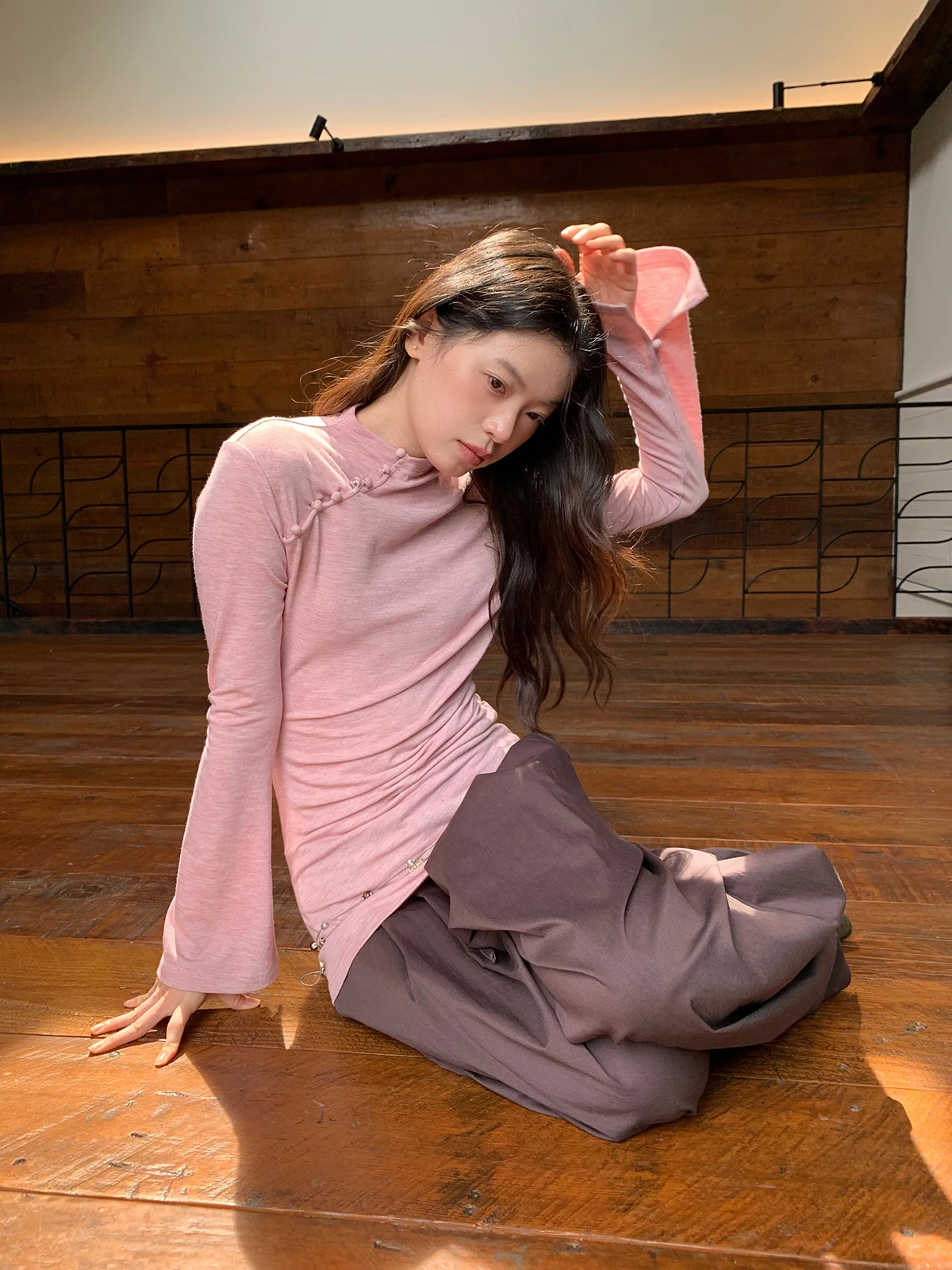 

Женская футболка Dorydory Chinese Sle Long Sve с рукавами-колокол и асимметричным подолом, модный топ для осеннего сезона