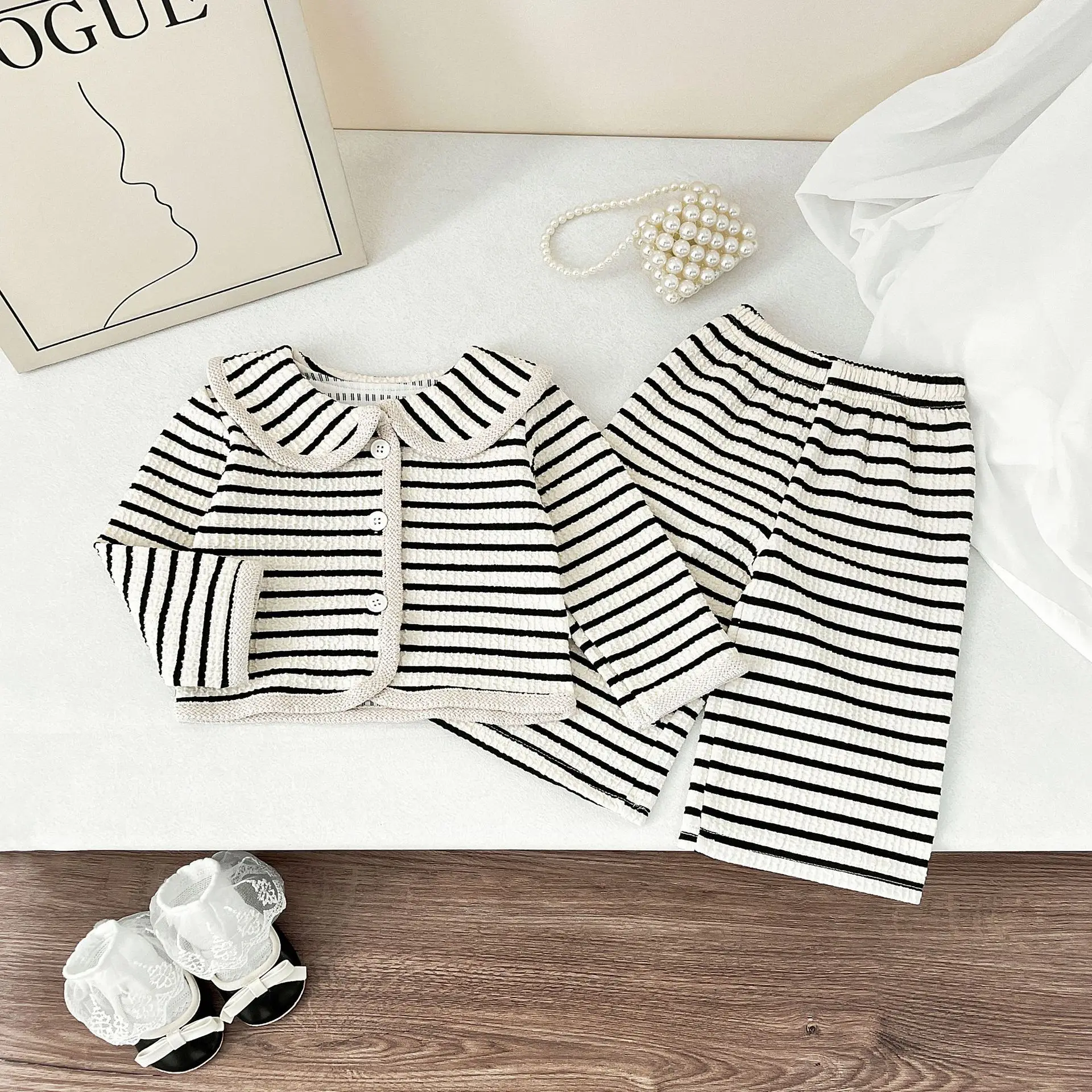 

Spring and Autumn baby girl princess-style striped long-sleeved top casual wide-leg pants set