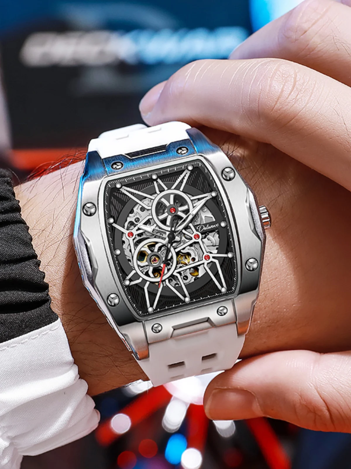 

2024 New Men's Automatic Mechanical Watch with Skeleton Design, Tonneau-Shaped Design, Luminous Finish, Watch Accessories