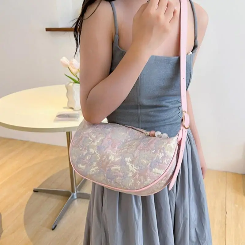 

Simple and Versatile Single Shoulder Bag for Work and Study Underarm Bags 20CA