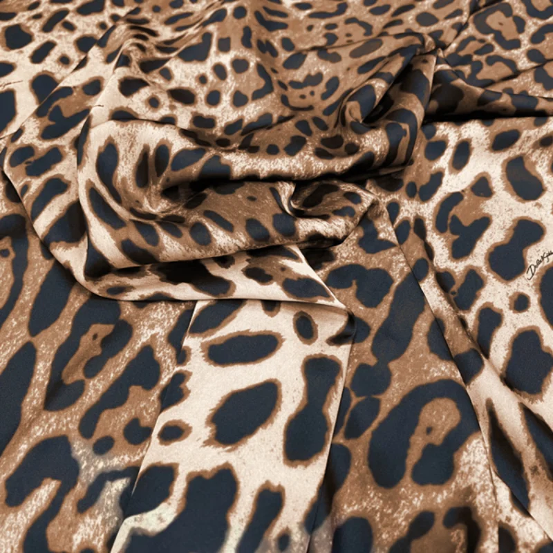 Leopard Printed Poplin Pure Cotton Fabric Brand Fashion Design Soft Polyester Satin Cloth for Dress Diy Sewing Material