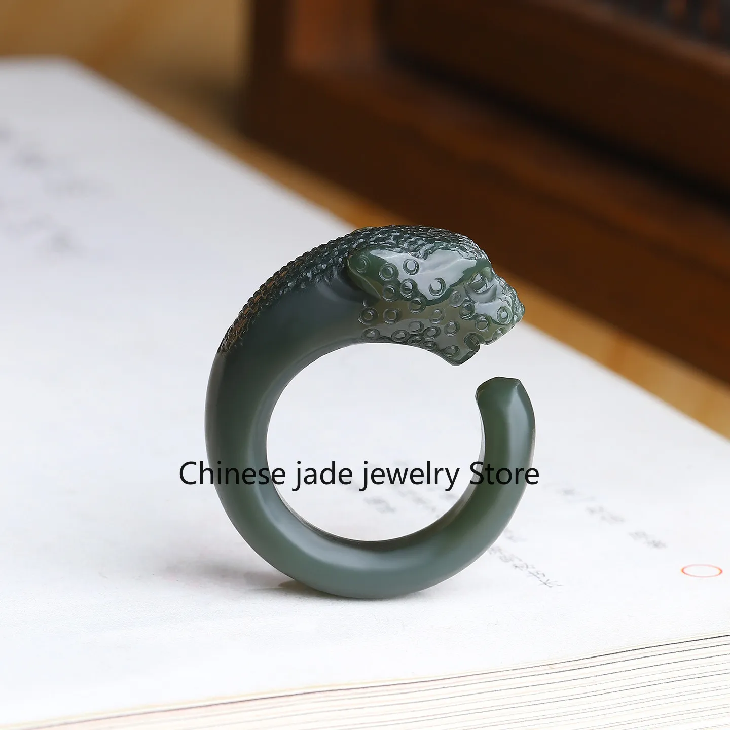 Natural genuine Xinjiang Hetian fine material leopard ring sapphire men's and women's ring finger wrench bel