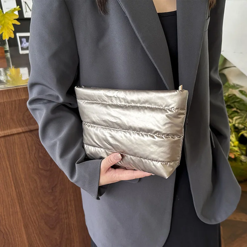 

2025 New Simple Clutch Pure Color Nylon Mini Bag Fashion Pleated tote bags Small Square Bag