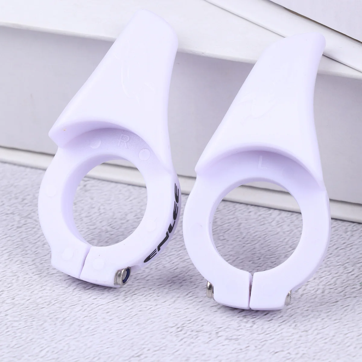 1 Pair Horn For Road Bike Ergonomic Thumb Rest Bar Lightweight Scratch-Resistant Mount On For Long Ride Rest Handlebar Relax