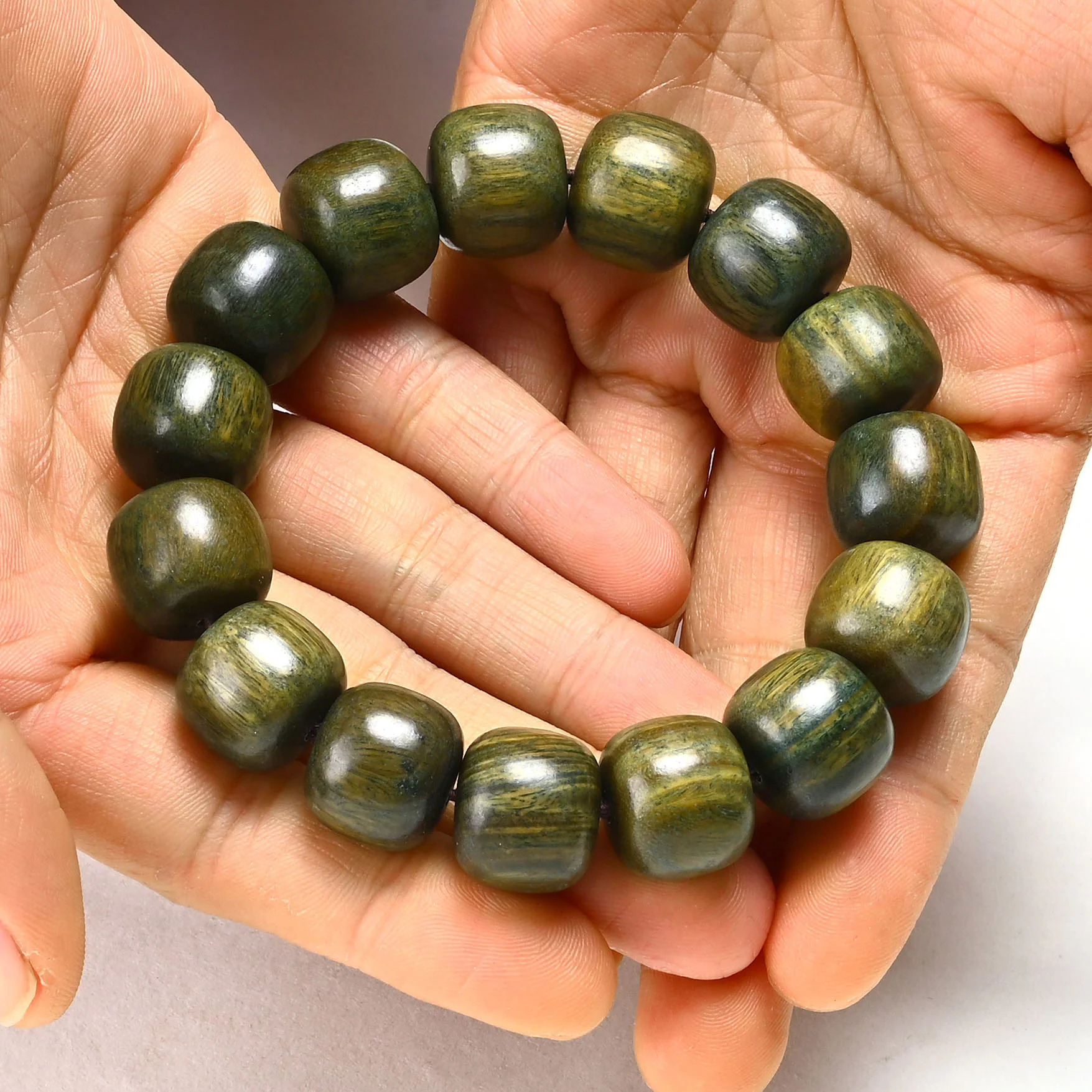 Natural Authentic Green Sandalwood Buddhist Beads Bucket Beads Old Type Beads Bracelet Transfer Rosary Sandalwood 108 Bracelets