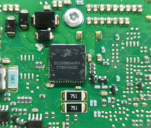 SC33888AHFK 새로운