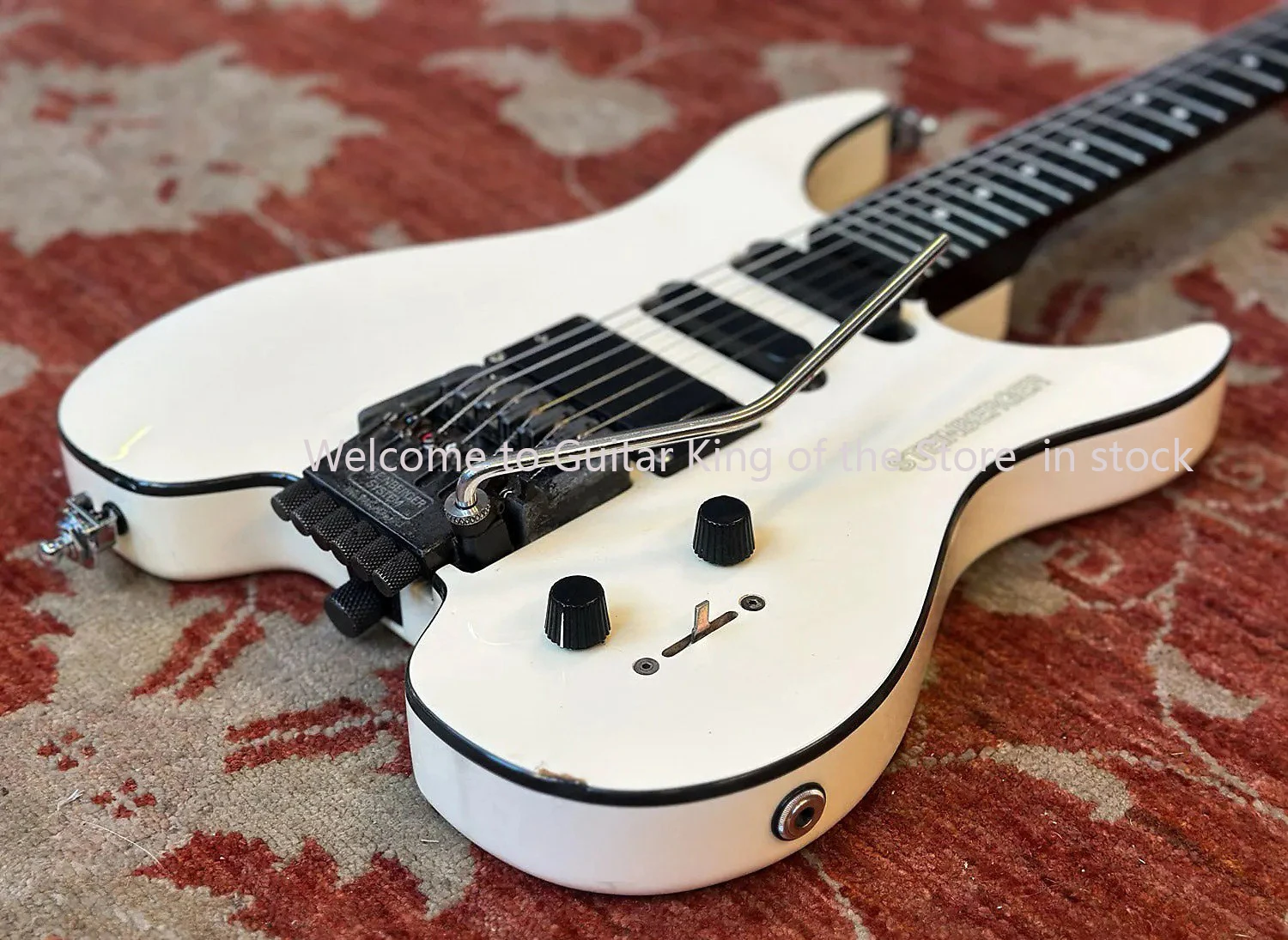 متجر مخصص ساخن '80s Steinberger TransTrem جيتار كهربائي مقطوعة الرأس 3698