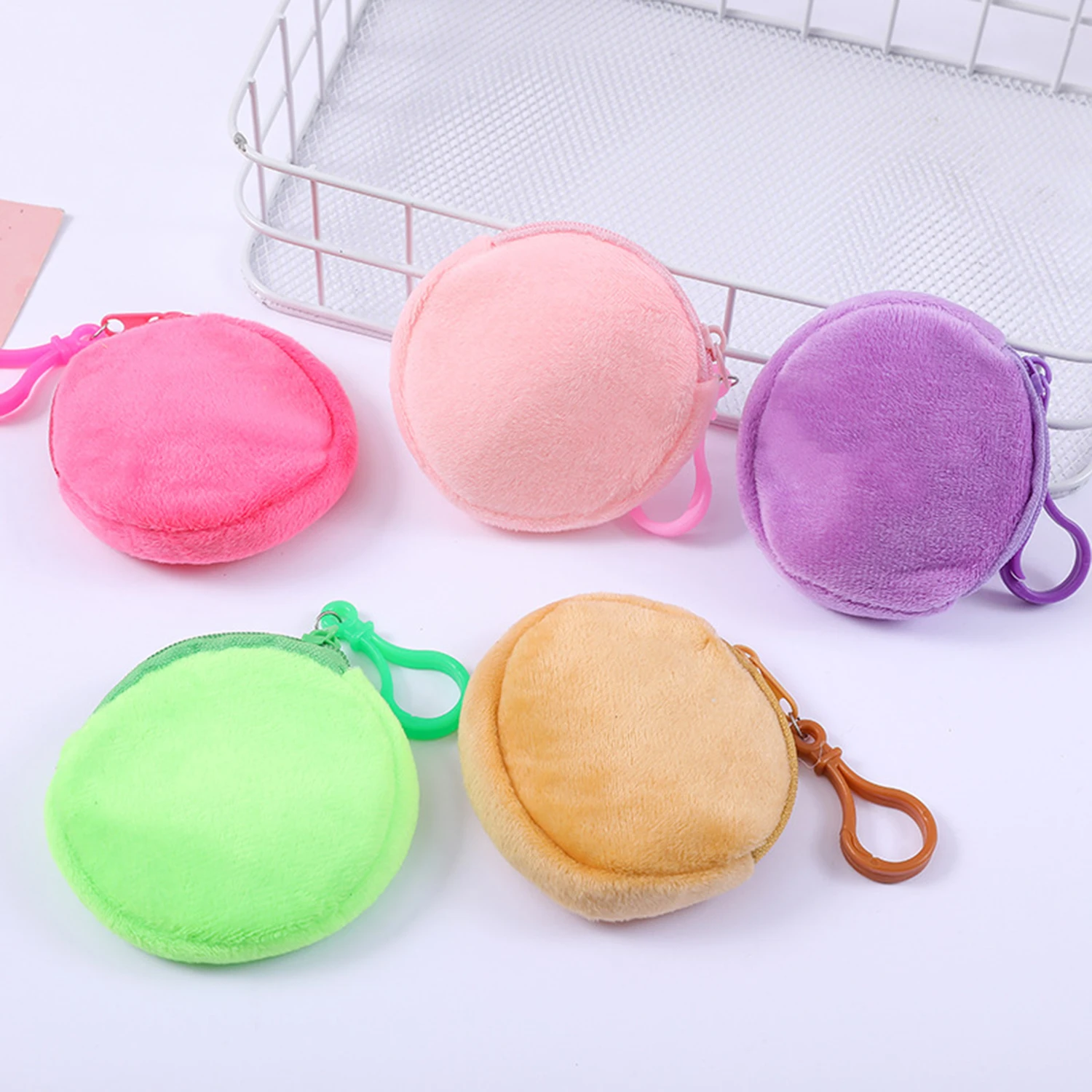 

2023 Solid Color Plush Round Coin Purse Women's Cute Wallet ID Card Bag Keychain Minimalist Coin Bag Kawaii Wallets For Women