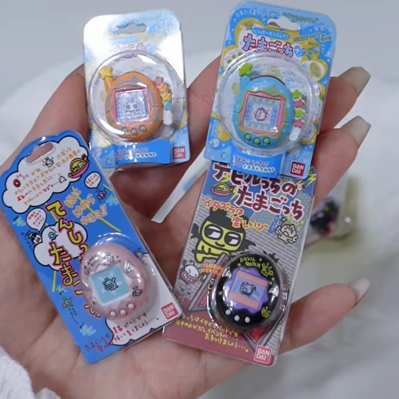 بانداي V4 تماغوتشي لعبة الحيوانات الأليفة الإلكترونية الجديدة الأصلية التصميم الدائري كبسولة لعبة هدية الزخرفية للأطفال #2