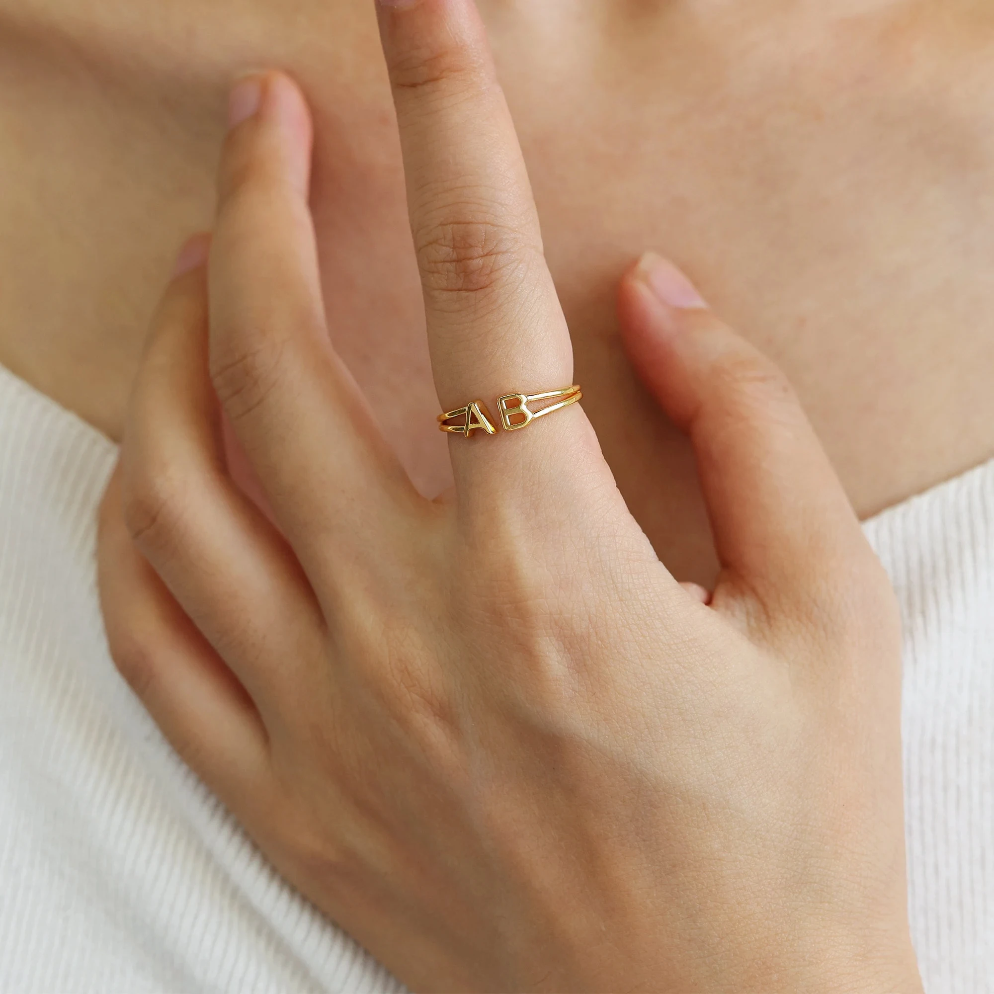 Personalisierte Doppelband-Buc – Initial Ring Custom Bewertung und Preis